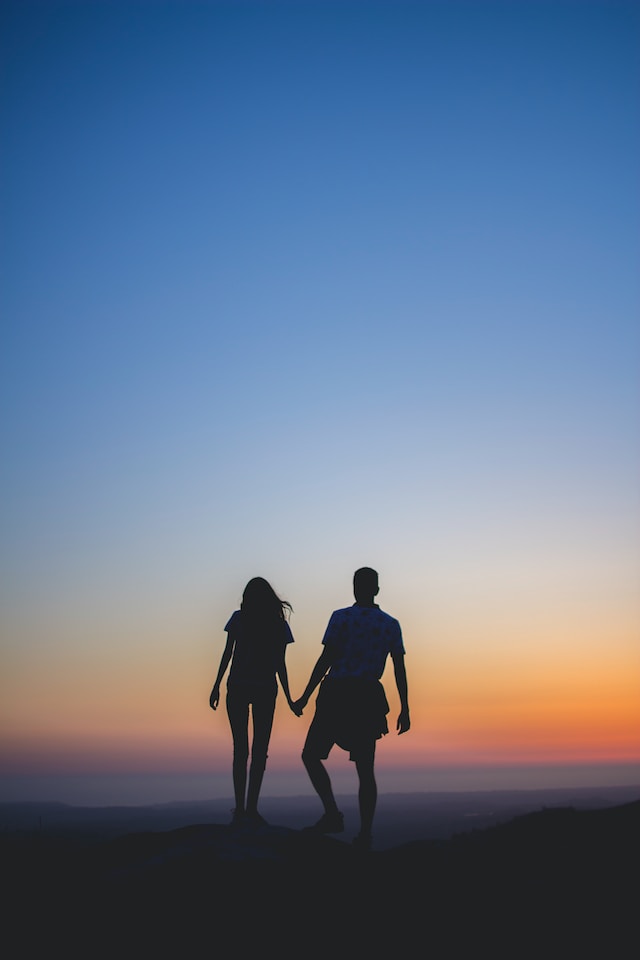 Capturing Love: Tips for a Fantastic Engagement Photo Session